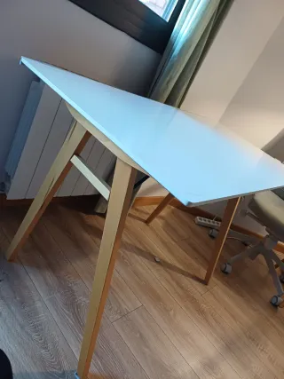 Escritorio 120x60cm Blanco Patas Madera Haya
