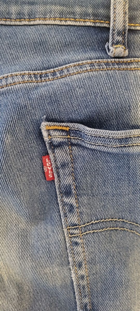 Vaqueros Levi's W40 L34