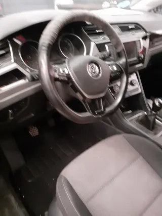 Volkswagen Touran 2016