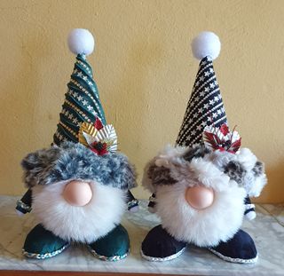 Gnomos Navideños Hechos a Mano