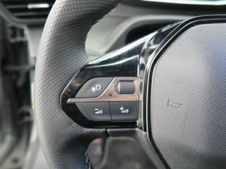 Peugeot 2008 Eléctrico GT 156 (115kW)