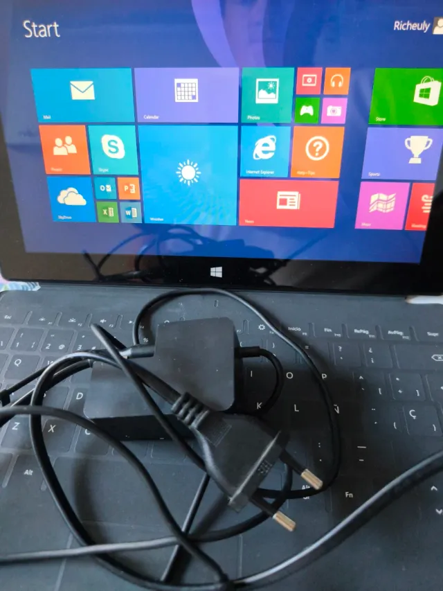 Microsoft Surface RT Tablet