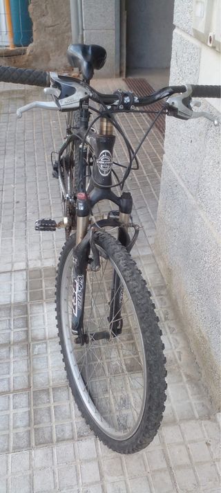 Bicicleta de montaña de aluminio