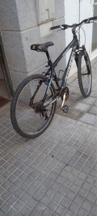 Bicicleta de montaña de aluminio