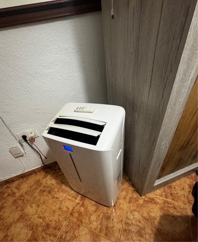 Aria condizionata portatile bianca