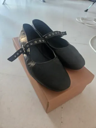 Manoletinas piel negras Brownie T41