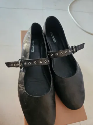 Manoletinas piel negras Brownie T41