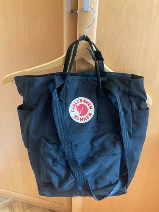 Mochila Fjäll Räven Kånken Negra