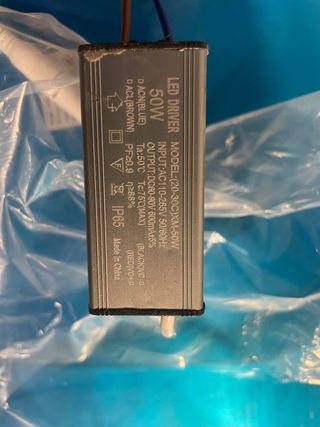 Pantalla LED 60x60 Oficina/Despacho