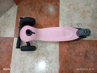 Patinete KORIMEFA rosa 3 ruedas