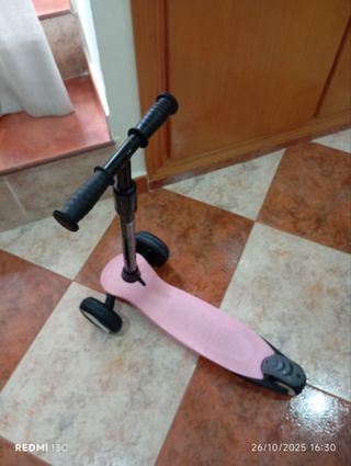 Patinete KORIMEFA rosa 3 ruedas