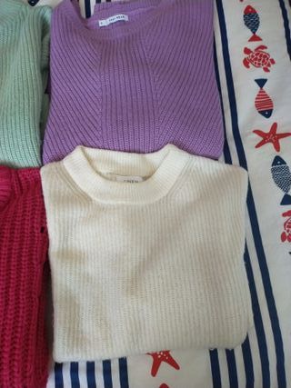 Lote 4 jerséis chica
