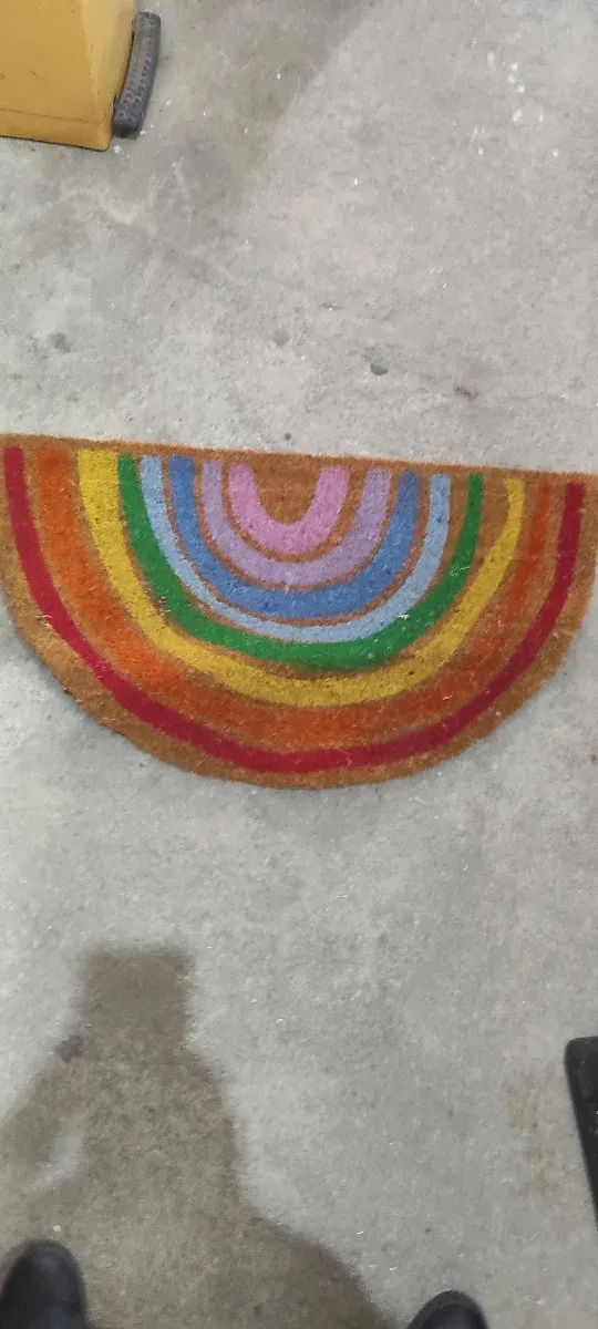 Felpudo arcoíris semicircular para entrada de casa