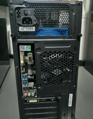 Torre PC Gaming RX550 I5 16GB RAM 275GB