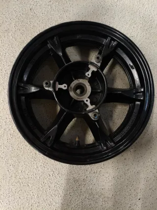 Llanta Trasera Suzuki Burgman 125