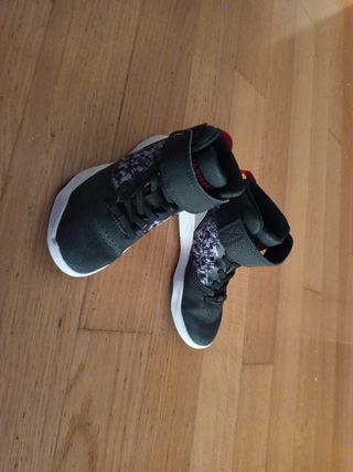 Scarpe basket bimbi tg 29 (18cm)