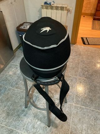 Portacascos de moto negro