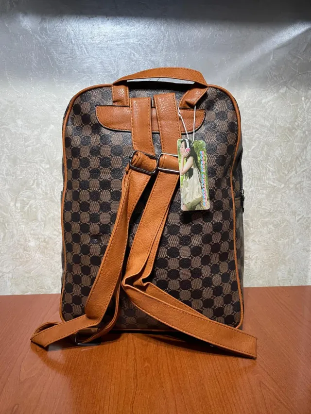 Zaino uomo marrone fantasia a scacchi nuovo 