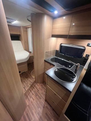 Autocaravana LMC H607