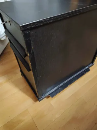 Mueble archivador con ruedas