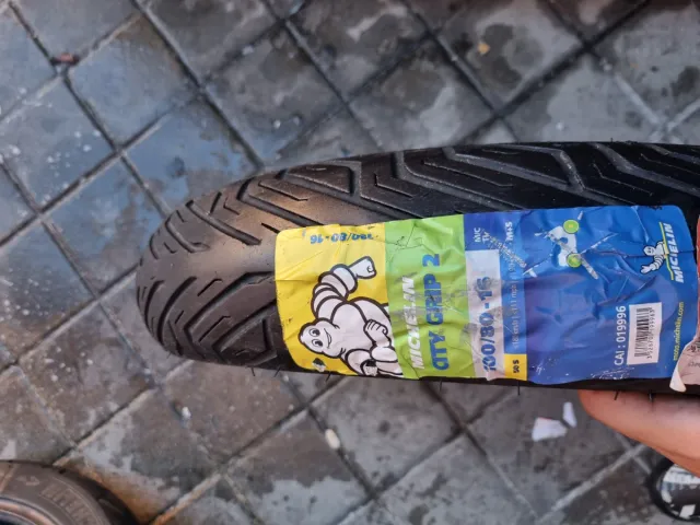 Pneumatico Michelin City Grip 2 100/80-16 50S