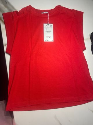 Camiseta Zara Roja Talla XS