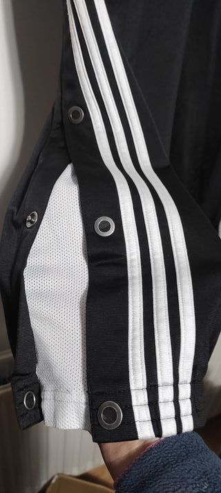 pantalon de chandal con botones Adidas 2000s