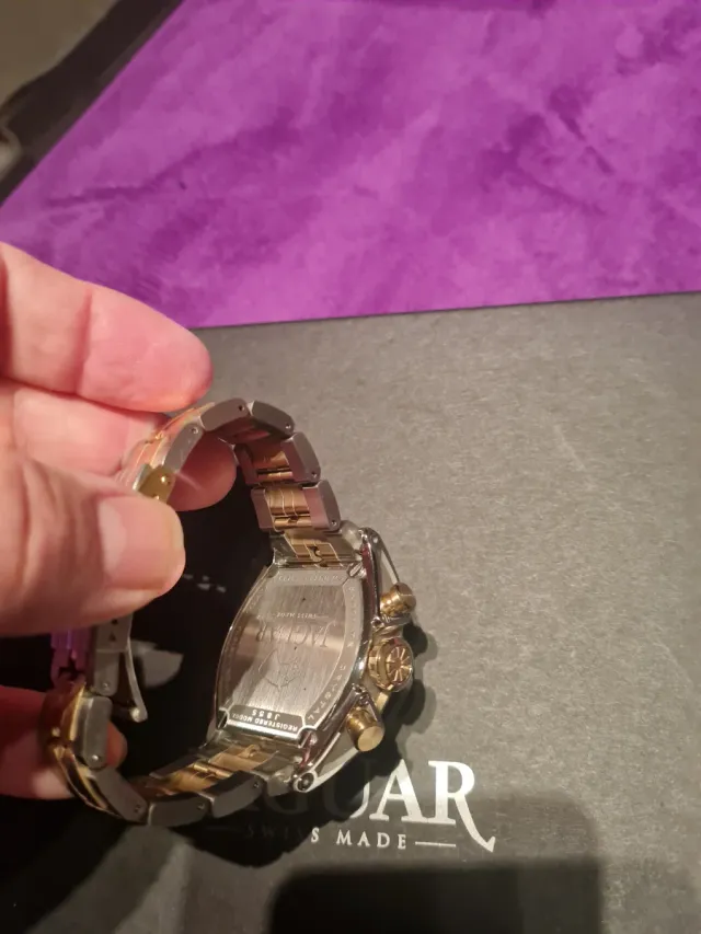 Reloj Jaguar bicolor factura todo