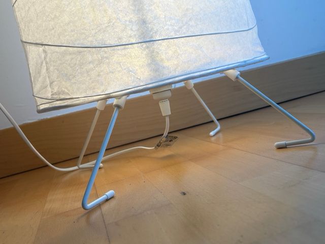 Lámpara de pie moderna papel