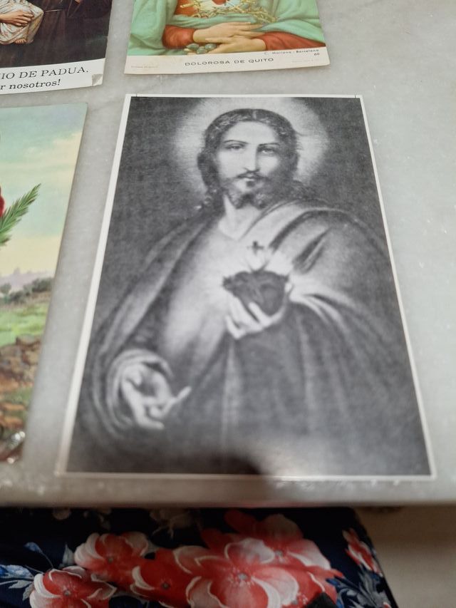 Nueve estampas religiosas. C47