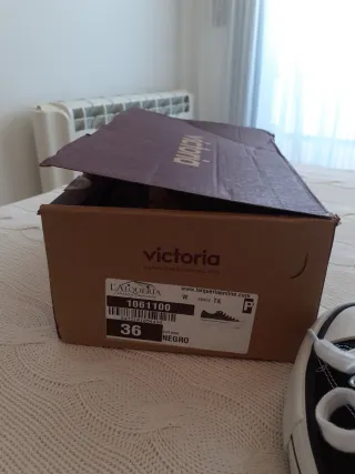 Bambas Victoria Negras Talla 36