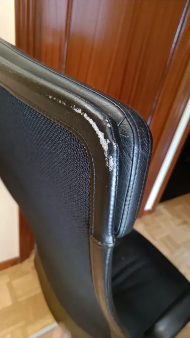 Silla de oficina Markus negra con ruedas