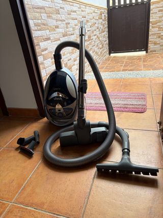 Aspiradora Ufesa Selecta