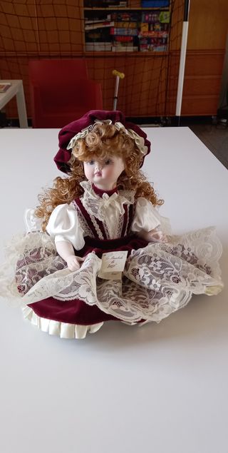 Bambola da collezione in Porcellana di Jago
