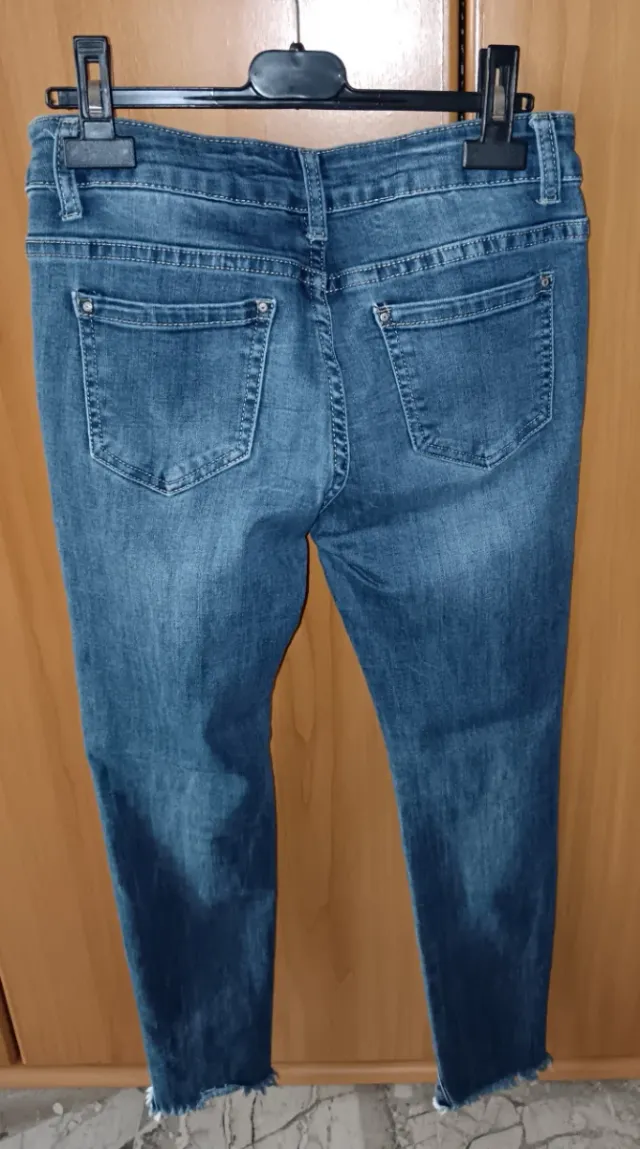 Jeans Blue® Denim strappati vita alta