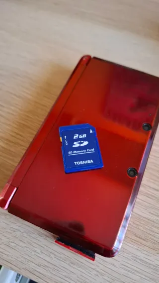 Nintendo 3DS Roja con Cargador y SD