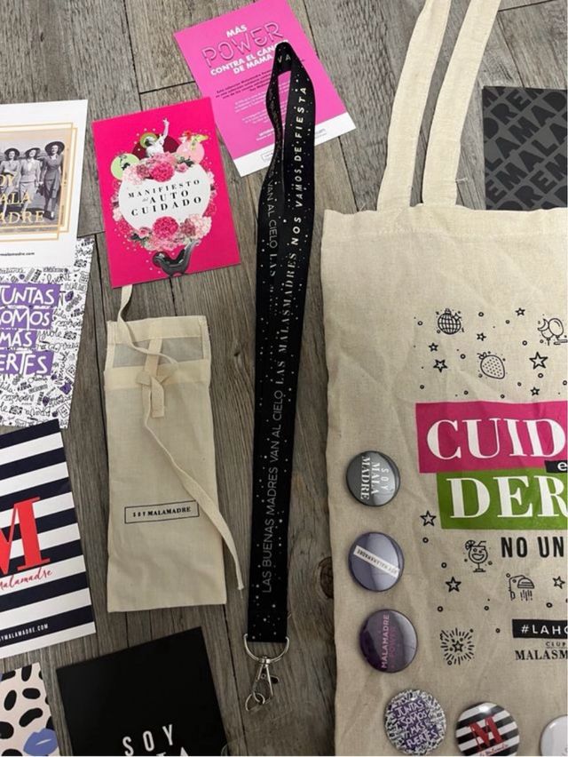 Lote Malasmadres: Bolso, Lanyard y Pines