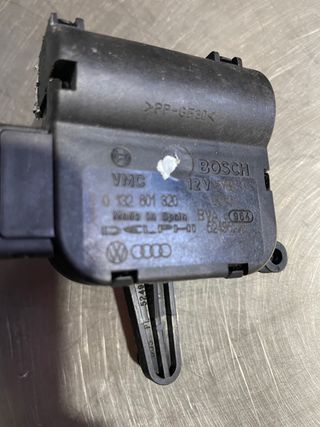 Motor trampilla calefacción VW Touareg Bosch