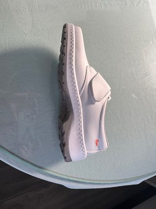 Zapatos de trabajo Dian blancos