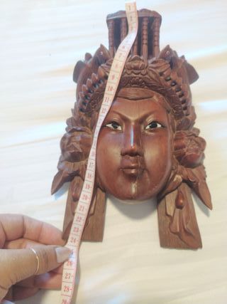 Máscara antigua madera tallada