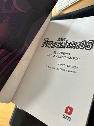 Los Futbolísimos 12: El misterio del obelisco m...