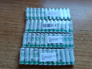 48 Pilas de Litio 3.6V 2.6A SAFT.