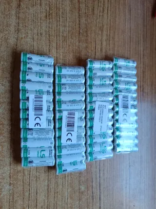 48 Pilas de Litio 3.6V 2.6A SAFT.