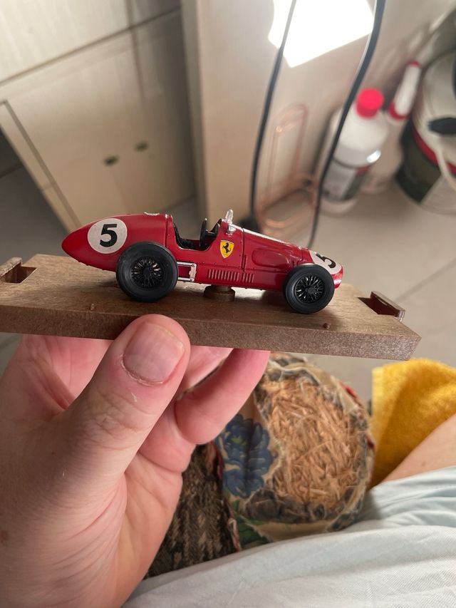 Modellino Auto Ferrari Rossa