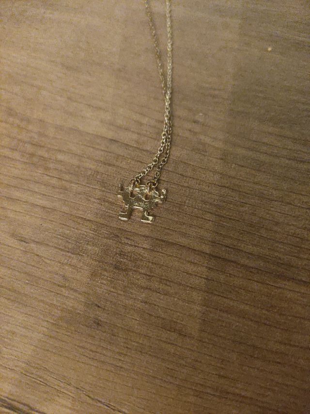 Collana in oro Space Invaders