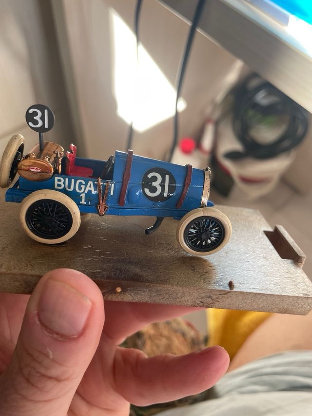 Modellino Auto Bugatti Blu 31