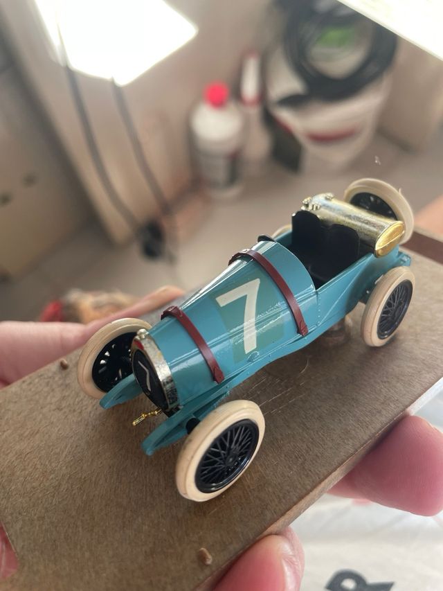 Modellino Bugatti del 1921 da Corsa Blu N. 7