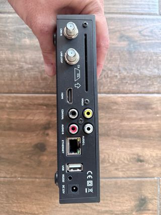 Receptor Satélite Engel RS8100HD