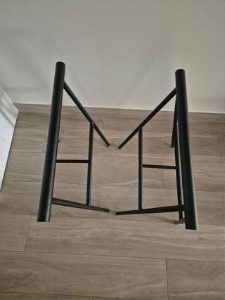 Caballetes metálicos negros (2 unidades)