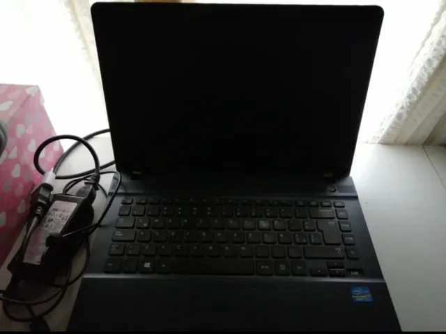 Portátil Samsung Negro